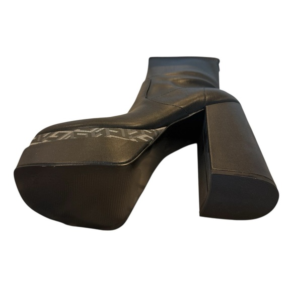 GUESS Caballa Black Platform Block Heel Stretch Upper Boots Size 10 NEW - Picture 9 of 16